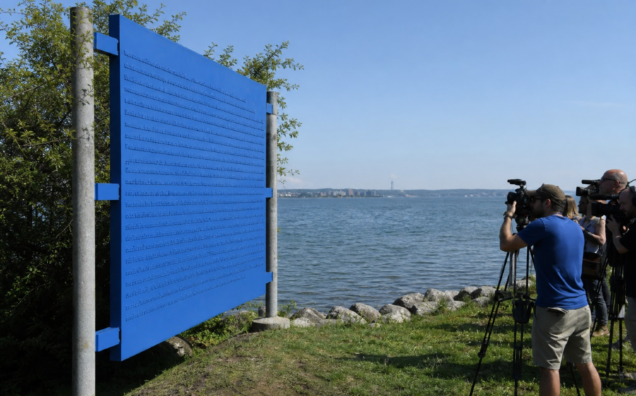 Editorial illustration for Trump Can Rename Lake Ontario for U.S. Agencies. He Cannot Rename It for Canada.